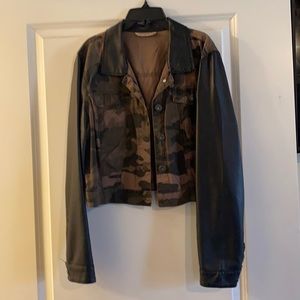 Army Fatigue jacket with leather sleeve and button up